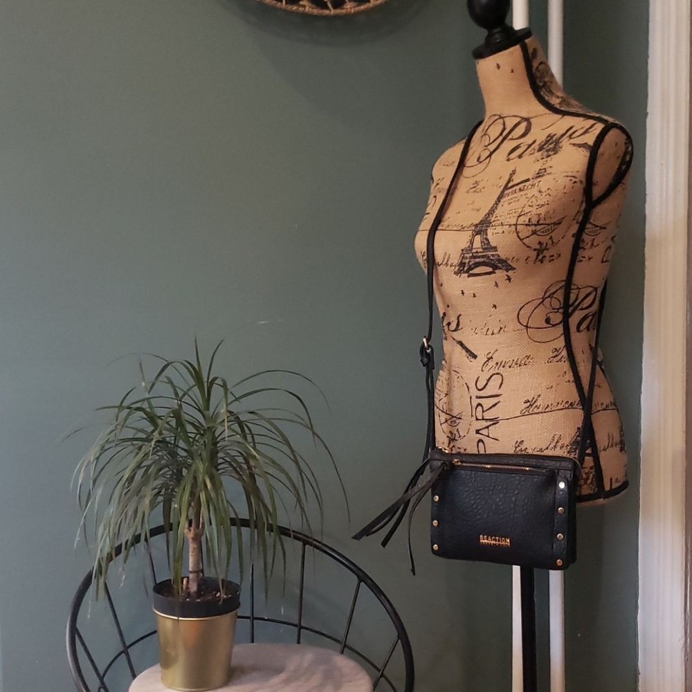 Black Kenneth Cole crossbody bag